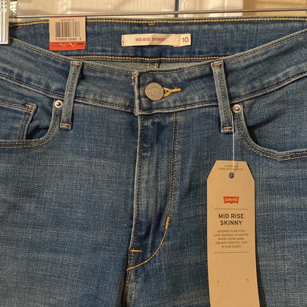 Jeans - Picture 3 of 4